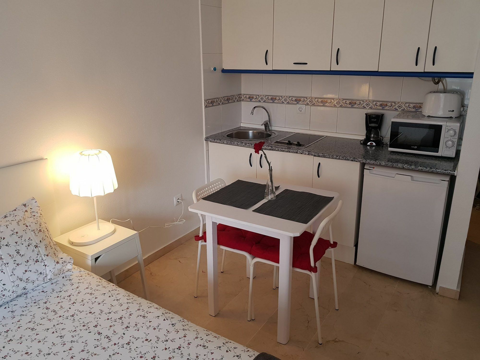 Fan Flat Mariscal Lägenhet Málaga Exteriör bild