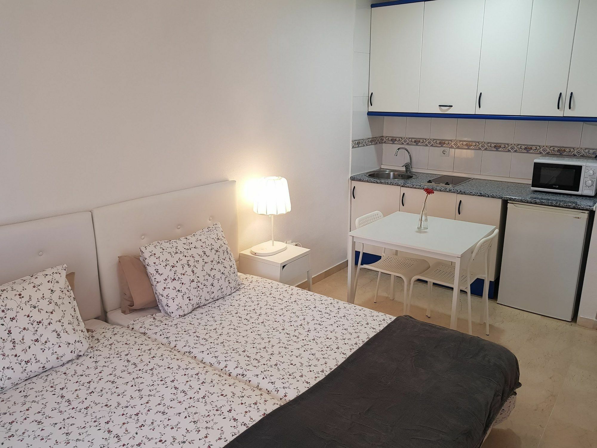 Fan Flat Mariscal Lägenhet Málaga Exteriör bild